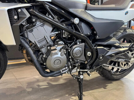 2024 Harley-Davidson X350, белый, 700000 рублей, вид 5
