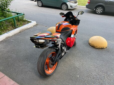 2009 Honda CBR 600RR, оранжевый, 600000 рублей, вид 5