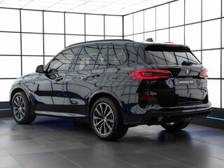 2021 BMW X5 40i IV (G05/G18), чёрный, 6579000 рублей, вид 4