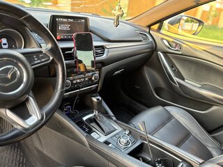 2018 Mazda 6 III (GJ) Рестайлинг, белый, 2400000 рублей, вид 5