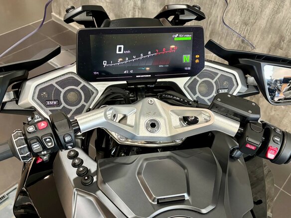2025 BMW R 1300 RT, чёрный, 3990000 рублей - вид 6