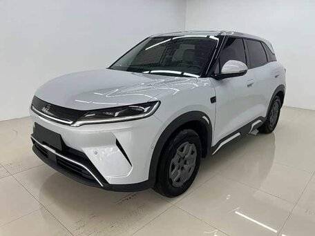 2026 BYD Yuan Up 45.12 kWh, серебристый, 2250000 рублей, вид 4