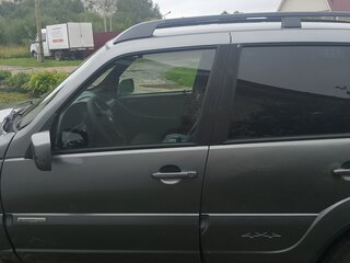 2011 Chevrolet Niva I Рестайлинг, серый, 350000 рублей, вид 4