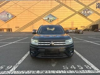 2022 Volkswagen Tharu I, чёрный, 2169000 рублей, вид 1
