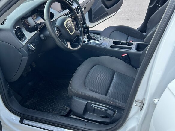 2011 Audi A4 IV (B8), белый, 865000 рублей - вид 7