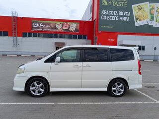 2004 Nissan Serena II (C24), белый, 830000 рублей, вид 3