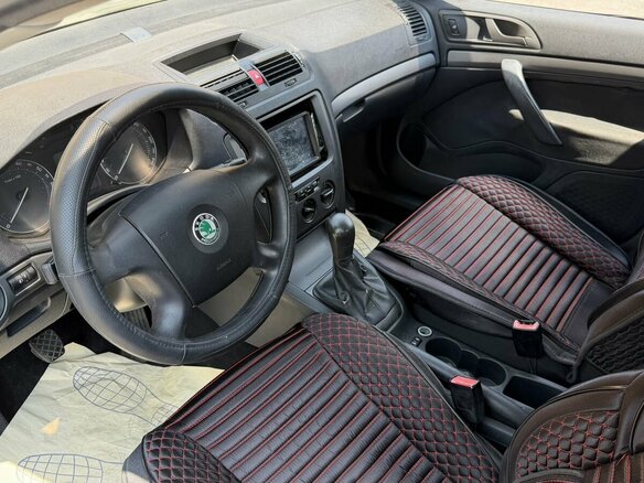 2007 Skoda Octavia II (A5), серый, 550000 рублей - вид 7