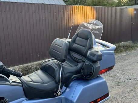 1990 Honda GL 1500 Gold Wing, голубой, 650000 рублей, вид 3