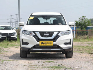 2025 Nissan X-Trail III Рестайлинг 2, белый, 2450000 рублей, вид 2