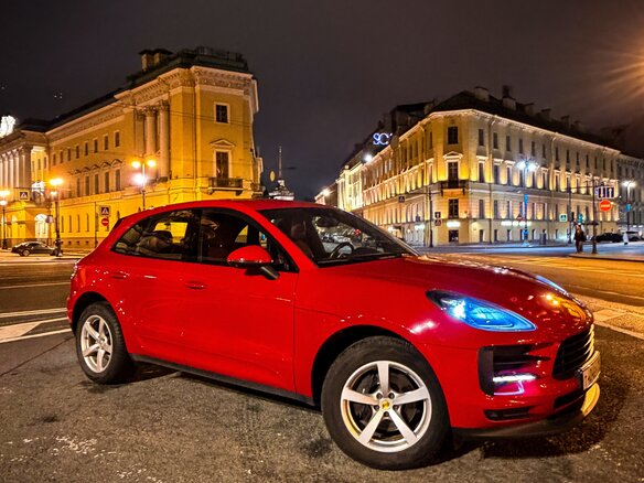 2019 Porsche Macan I Рестайлинг, красный, 5500000 рублей - вид 4