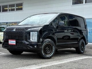 2022 Mitsubishi Delica D:5 I Рестайлинг, чёрный, 2650007 рублей, вид 1