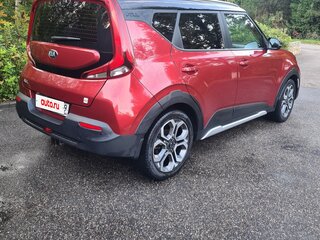 2020 Kia Soul III, красный, 1800000 рублей, вид 3