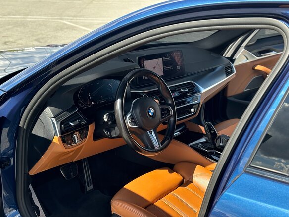 2020 BMW 5 серии 530i xDrive VII (G30/G31/G38) Рестайлинг, синий, 5550000 рублей - вид 9