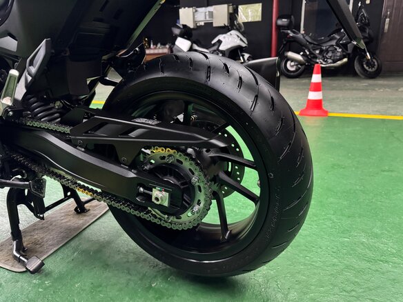 2022 Honda NT1100, серый - вид 25