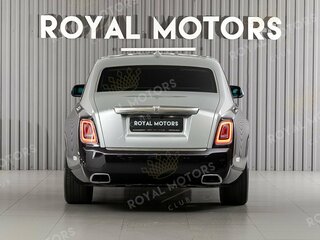 2019 Rolls-Royce Phantom VIII (Series I), фиолетовый, 38000000 рублей, вид 4