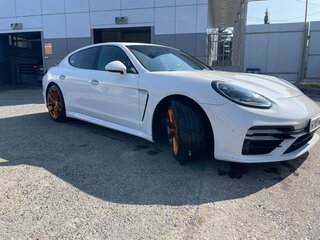 2009 Porsche Panamera Turbo I, белый, 2600000 рублей, вид 5