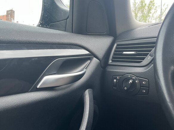 2012 BMW X1 18i I (E84), коричневый - вид 11