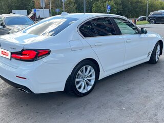 2022 BMW 5 серии 520i VII (G30/G31/G38) Рестайлинг, белый, 3699999 рублей, вид 4