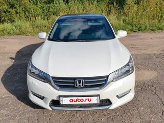 2013 Honda Accord IX, белый, 1750000 рублей, вид 4