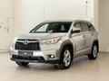 2015 Toyota Highlander III (XU50), серебристый, 2300000 рублей - вид 2