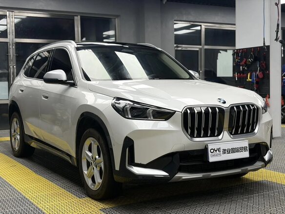 2023 BMW X1 20Li sDrive III (U11/U12), белый - вид 2