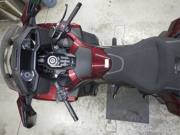 2025 Honda GL 1800 Gold Wing, коричневый, 2945000 рублей - вид 8