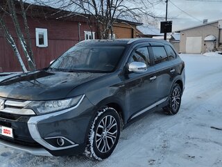 2016 Mitsubishi Outlander III Рестайлинг 2, серый, 1550000 рублей, вид 1