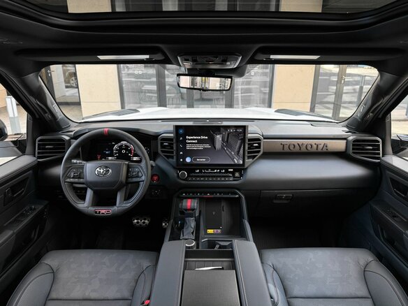 2025 Toyota Sequoia III, белый, 14990000 рублей - вид 16