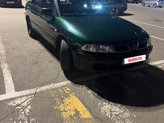 2001 Mitsubishi Carisma I Рестайлинг, зелёный, 355000 рублей, вид 1