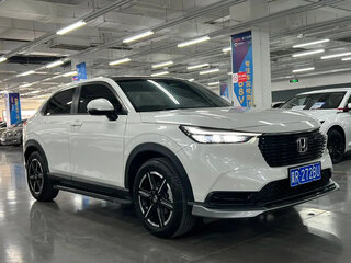 2023 Honda Vezel II, белый, 1431007 рублей, вид 3