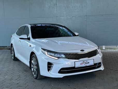 2017 Kia Optima IV, белый, 1720000 рублей, вид 3
