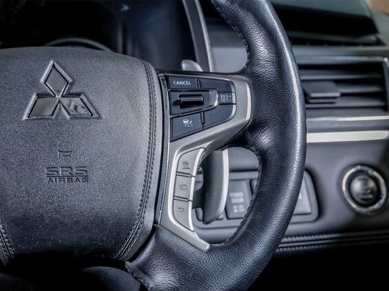 2022 Mitsubishi Delica D:5 I Рестайлинг, серебристый - вид 13