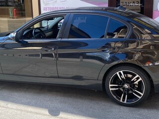2008 BMW 3 серии 320i V (E90/E91/E92/E93), чёрный, 750000 рублей, вид 1