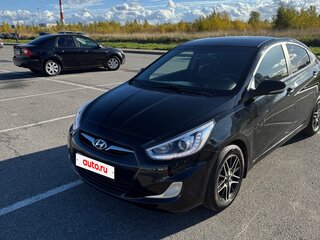2013 Hyundai Solaris I, чёрный, 635000 рублей, вид 1