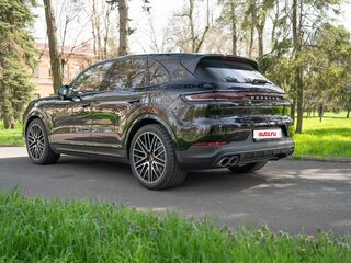 2023 Porsche Cayenne S III Рестайлинг, чёрный, 16900000 рублей, вид 4