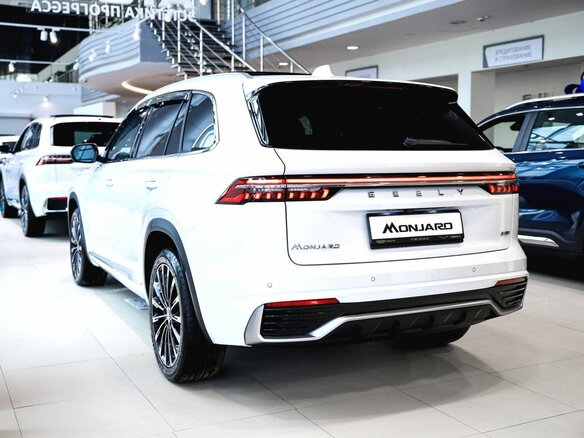 2026 Geely Monjaro I Рестайлинг, белый - вид 9