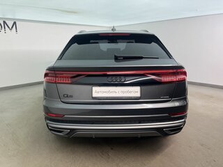 2020 Audi Q8 50 TDI I (4M), серый, 7770000 рублей, вид 4