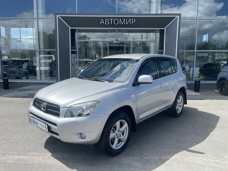 Toyota RAV4 III (XA30)