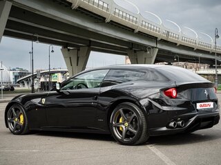 2011 Ferrari FF, чёрный, 12000000 рублей, вид 2