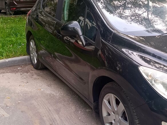 2008 Peugeot 308 I, чёрный, 450000 рублей - вид 5