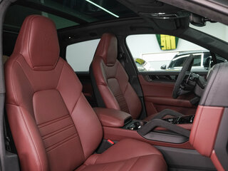 2026 Porsche Cayenne GTS III Рестайлинг, чёрный, 25990000 рублей, вид 2