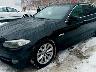 2012 BMW 5 серии 520d VI (F10/F11/F07), чёрный, 1850000 рублей, вид 3