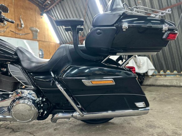 2017 Harley-Davidson Electra Glide, чёрный, 1690000 рублей - вид 15