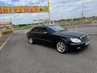 2004 Mercedes-Benz S-Класс 500 Long IV (W220) Рестайлинг, чёрный, 7500000 рублей, вид 2