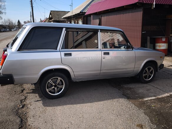 2011 Lada (ВАЗ) 2104, серый, 350000 рублей - вид 4