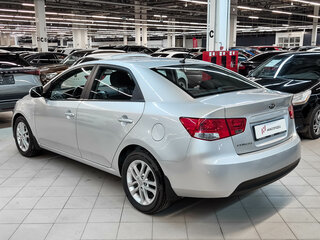 2011 Kia Cerato 6-speed II, серебристый, 849000 рублей, вид 3