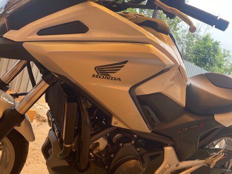 2016 Honda NC 750X, белый, 660000 рублей, вид 2