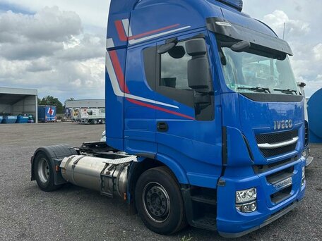2020 Iveco Stralis, синий, 1900000 рублей, вид 3