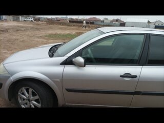 2008 Renault Megane II Рестайлинг, серый, 420000 рублей, вид 3