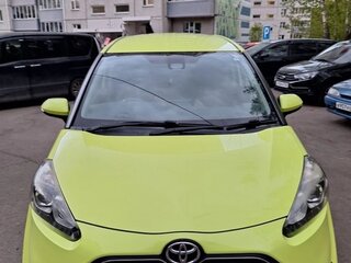 2015 Toyota Sienta II, жёлтый, 1250000 рублей, вид 2